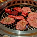 六本木 大皿焼肉 老中 - 残った老中金襴手盛り肉は、テイクアウト出来ます♪