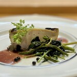 美味いもん屋 わ多なべ - 鮑やわらけえ！！
      黒鮑だぞ凄いぞwww
      分厚すぎるw
      黒鮑界でもボスみたいなやつ出てきたww
      バターソースうめええwwww