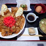 ほびーい喫茶店 - 生タマ納豆豚丼(大盛り)お値段お任せ