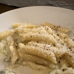 JUNViNO - ゴルゴンゾーラのペンネ