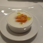 クッチーナ イタリアーナ ガッルーラ - 生うにのパンナコッタ　カリフラワーのスープ