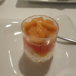 クッチーナ イタリアーナ ガッルーラ - トマトのガスパチョ・帆立貝・トマトのエスプーマ