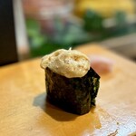 寿し辰 - 自然薯軍艦
      強い粘りの自然薯、ほんっとウマい！( •̀ω• )૭✧ｳﾏｲ