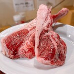 羊肉炭火焼 肉汁屋 - 
