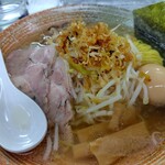 覆麺 智 - 