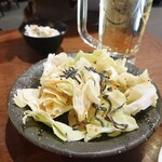 秋葉原 肉寿司 - 塩だれキャベツ