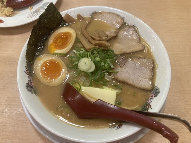 Osaka Fukuchan Ramen Tsukamoto ten - Tsukamoto/Ramen | Tabelog