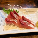 明石八 - 活ハマチ刺