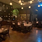 ロウリーズ・ザ・プライムリブ - 