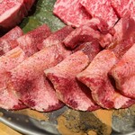 焼肉ホルモン ブンゴ - 