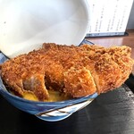 かつ丼 桜花 - ボリューム抜群です♪