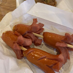 吉岡精肉店 - ジャンボフランク(1本)   250円