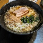 ガラ喰楽学校 - 正油ラーメン大盛