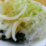 プラザホテル古川 - 緑色のワカメと透明な海藻クリスタルもいただきました