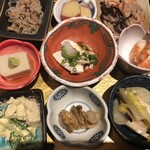 みます屋 おくどはん - これで2人分、お皿もすてき