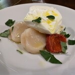 goffo - 帆立、ポフロ、葱のムース、ブラータチーズ