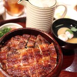 炭焼うな富士 - 