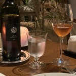 Le RESTAURANT - ahum Pinot Blanc Blend 2024 ピノブラン、ダージリン、柚子のフレーバー