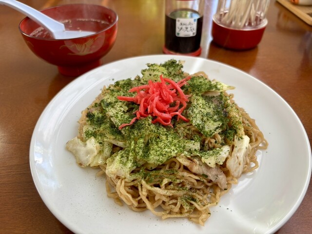 来っ茶、おしょうしな &ndash; 米沢のレトロ喫茶店で自家製スイーツとコーヒーを堪能