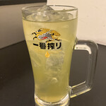 炭火活烹三是 - 緑茶ハイ