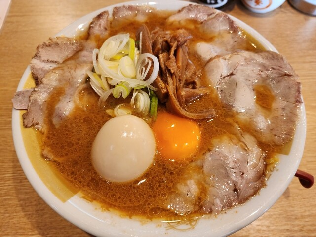 ちちぶや【定価180.000】 らーめん味噌中華ちちぶ屋 - 大野原/ラーメン | 食べログ