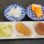 くいしんぼう - ｢お通し｣?!と｢お新香&フルーツ｣[0円]！