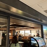 DEPOT - ちょい薄暗くて雰囲気あるお店