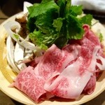 とく山 - ［８回目］牛肉しゃぶしゃぶ きのこ鍋