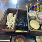 武蔵野うどん きやんち - 【2025.12.6(土)】店内にある食器