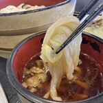 武蔵野うどん きやんち - 【2025.12.6(土)】麵をスープに付けた