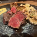 Pizza.肉.ワイン.イルフォルノドーロ - 左から　(鹿肉！)(玉ねぎ)(大根)(原木椎茸)