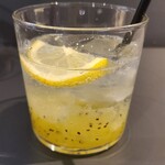 ピッツァ ジューシー - キウイジュース