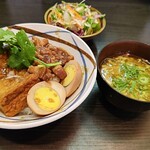 阿倍野　台湾キッチン　ソウ - 魯肉飯  スープ、サラダ