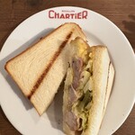 調理室池田 - グリルチキンサンド、マスタードソースと相性抜群