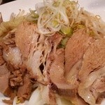 Shu minomise hikihideki - 叉焼と野菜680円