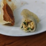 歓迎 本店 - 蒸し餃子の餡