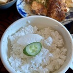 海鮮句菜 三楽 - お代わりご飯200円