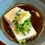 海鮮句菜 三楽 - 冷奴 付き