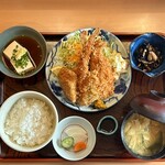 海鮮句菜 三楽 - あじフライ定食1380円