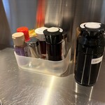 串かつぶらり横丁七福神 - 卓上調味料