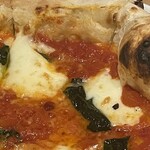 炭焼きイタリアン酒場 toto - マルゲリータ