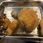 串かつぶらり横丁七福神 大阪駅前第2ビル店 - まいたけ・イカ・若鶏・へれとんかつ