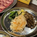 焼肉とうざん - 