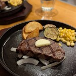 BurgerPOLICE - 黒毛和牛雌牛　ヒレステーキ：コースの１品