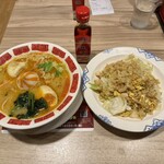 バーミヤン - 料理写真:「小籠包入り！」紅白団子の麻辣湯、レタスチャーハン