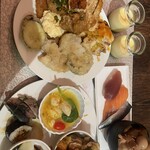 ワールドダイニング シーダパレス - 