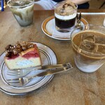 ou - プラムとディルクリームチーズのケーキ