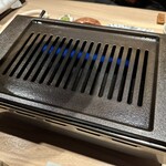 赤坂焼肉 八面六秘 - ロースター