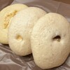 労研饅頭たけうち - 手前から「うずら豆」「チーズ」「バター」