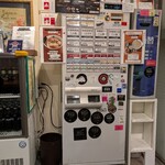 らぁ麺 とうひち - 鶏醤油、塩、煮干、混ぜ蕎麦がレギュラーです。